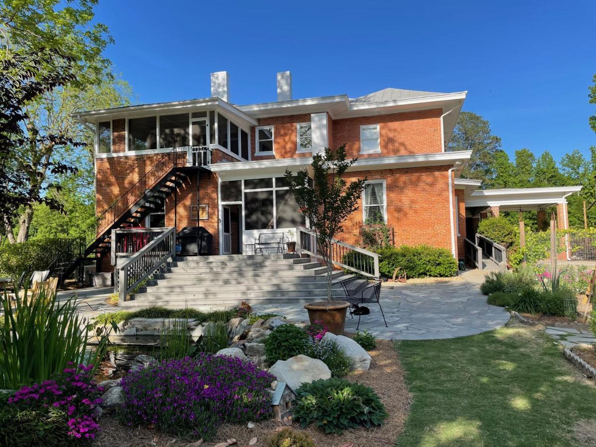 Gillen House Bed And Breakfast Maxeys Екстериор снимка