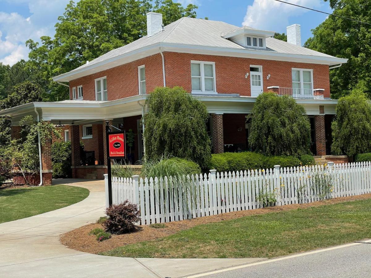 Gillen House Bed And Breakfast Maxeys Екстериор снимка